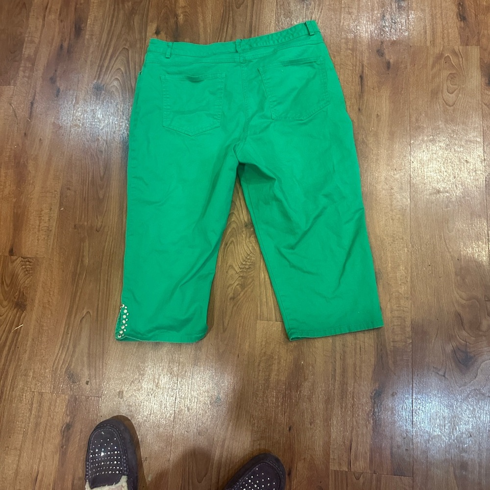 Ruby Rd. Emerald Green capris - Picture 3 of 5
